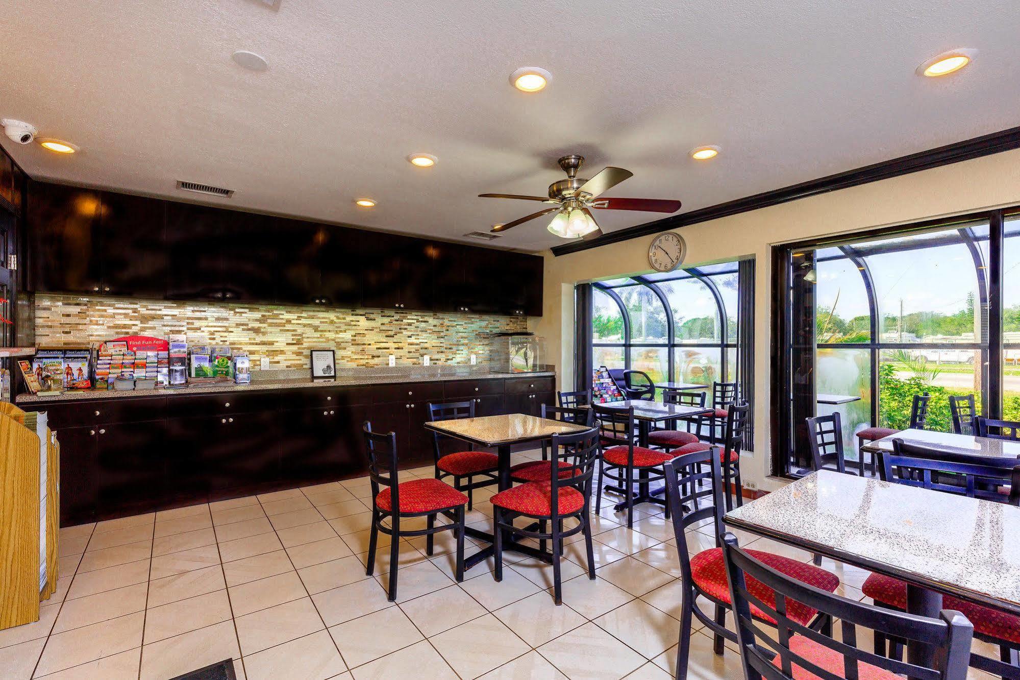 Budget Host Inn Florida City Exterior foto